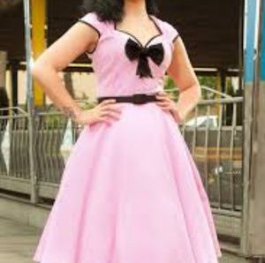 Pinup couture pink dress. Rockabilly, retro vintag